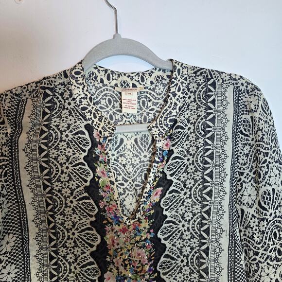 Sundance 100% Silk Boho Tunic Top Size M Embelished Floral Split V-Neck Peasant - Picture 2 of 10